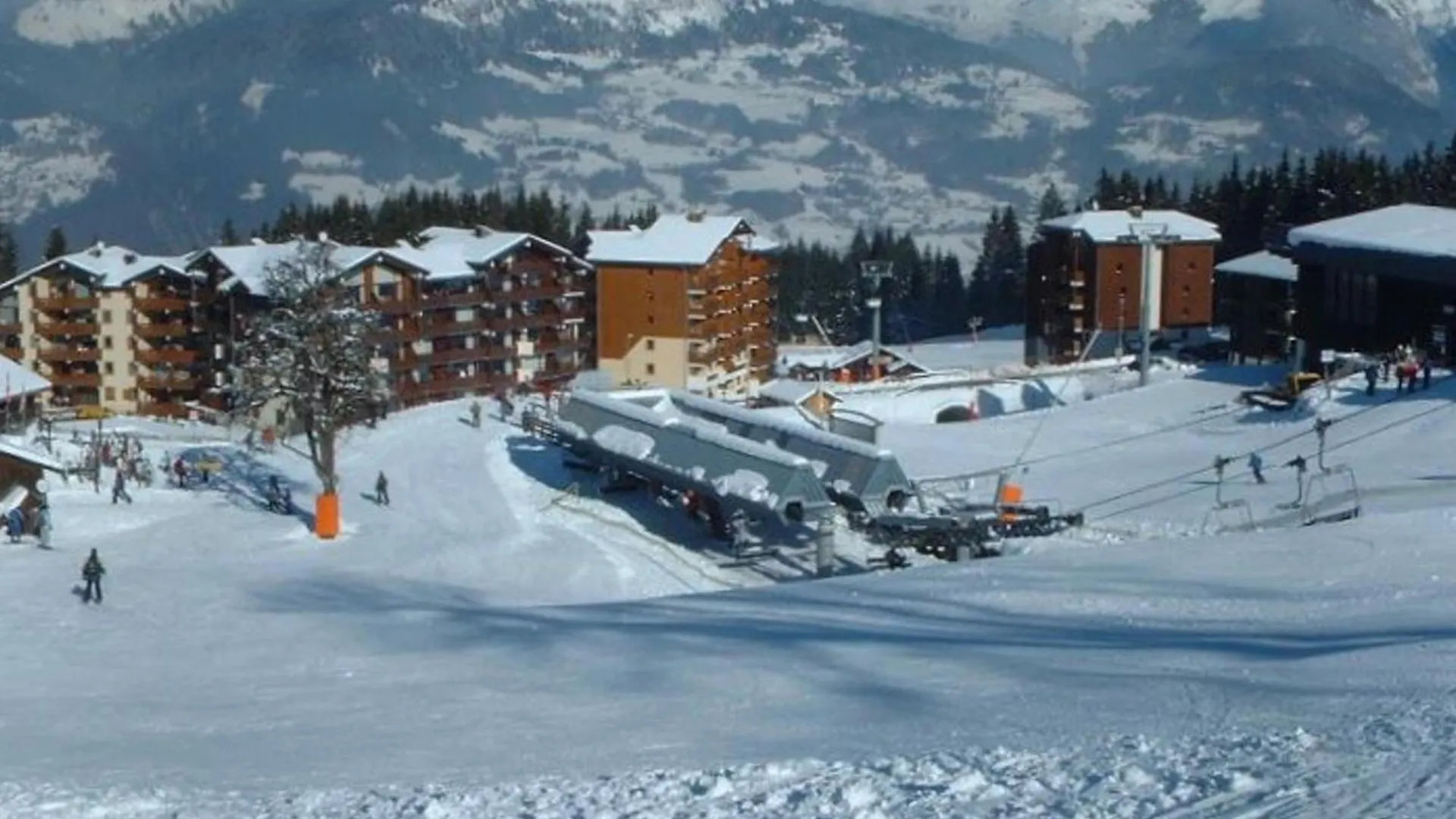 Apartment Appartement Cosy Au Pied Des Pistes Avec Balcon Et Parking - Morillon 1100 - Fr-1-642-79
